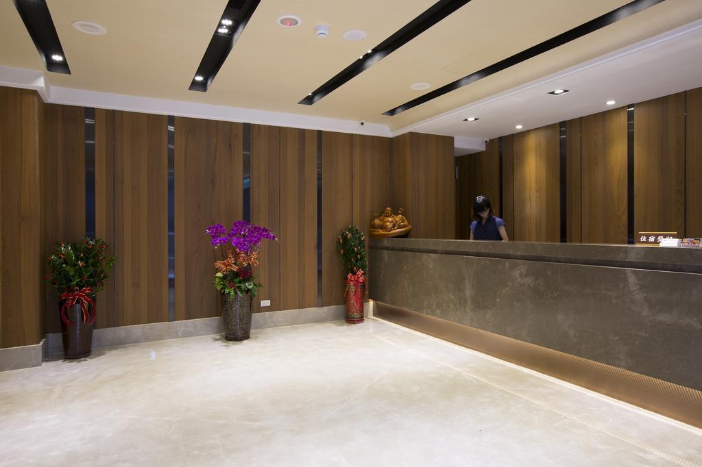 Noble Hotel Taipei Bagian luar foto