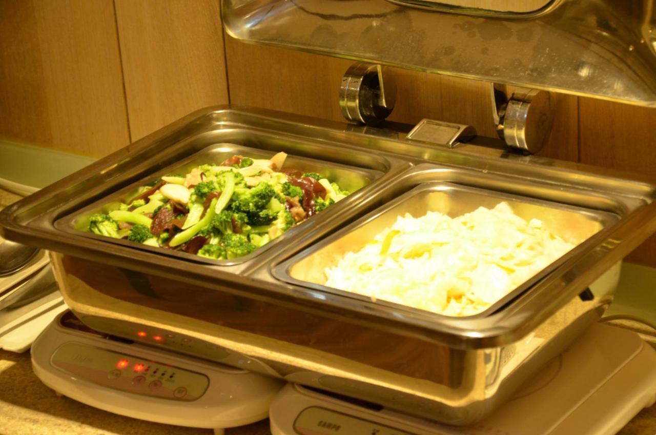 Noble Hotel Taipei Bagian luar foto